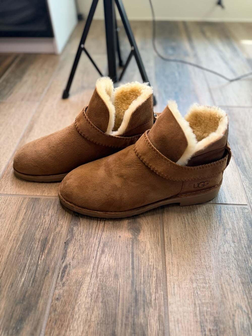 Ugg McKay Suede Ankle Booties Chestnut
